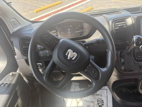 Used 2025 RAM ProMaster 2500 w/ Convenience Group FWD image 20
