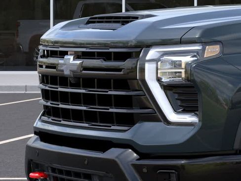 New 2026 Chevrolet Silverado 2500 LT w/ Trail Boss Package AWD/4WD image 13
