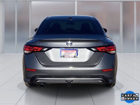 Certified 2020 Nissan Sentra SR image 5