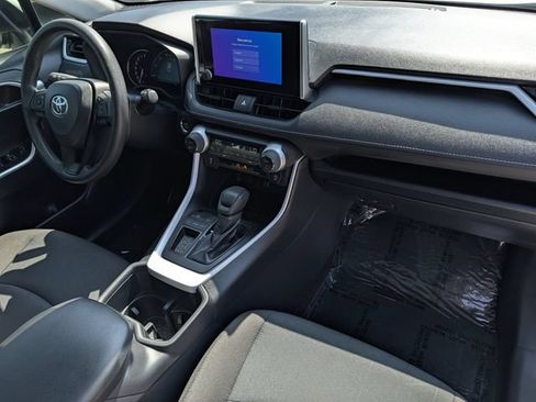 Certified 2025 Toyota RAV4 XLE w/ Convenience Package FWD image 32