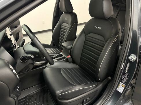 Used 2023 Kia Forte GT-Line w/ GT-Line Premium Package image 25