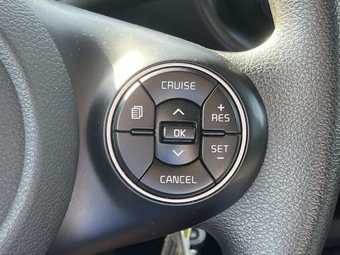 Used 2021 Kia Soul S FWD image 34