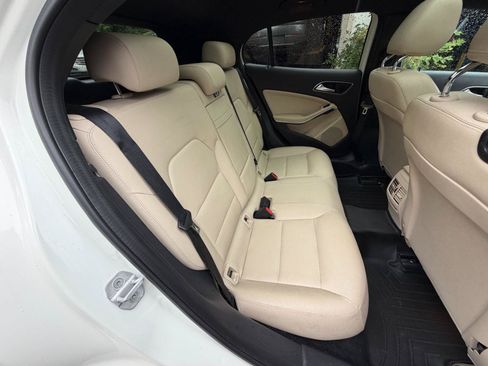 Used 2016 Mercedes-Benz GLA 250 image 31