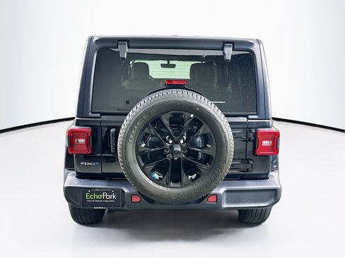 Used 2023 Jeep Wrangler Unlimited Sahara AWD/4WD image 7