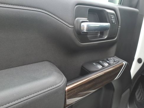 Used 2020 Chevrolet Silverado 1500 LT w/ All-Star Edition AWD/4WD image 12