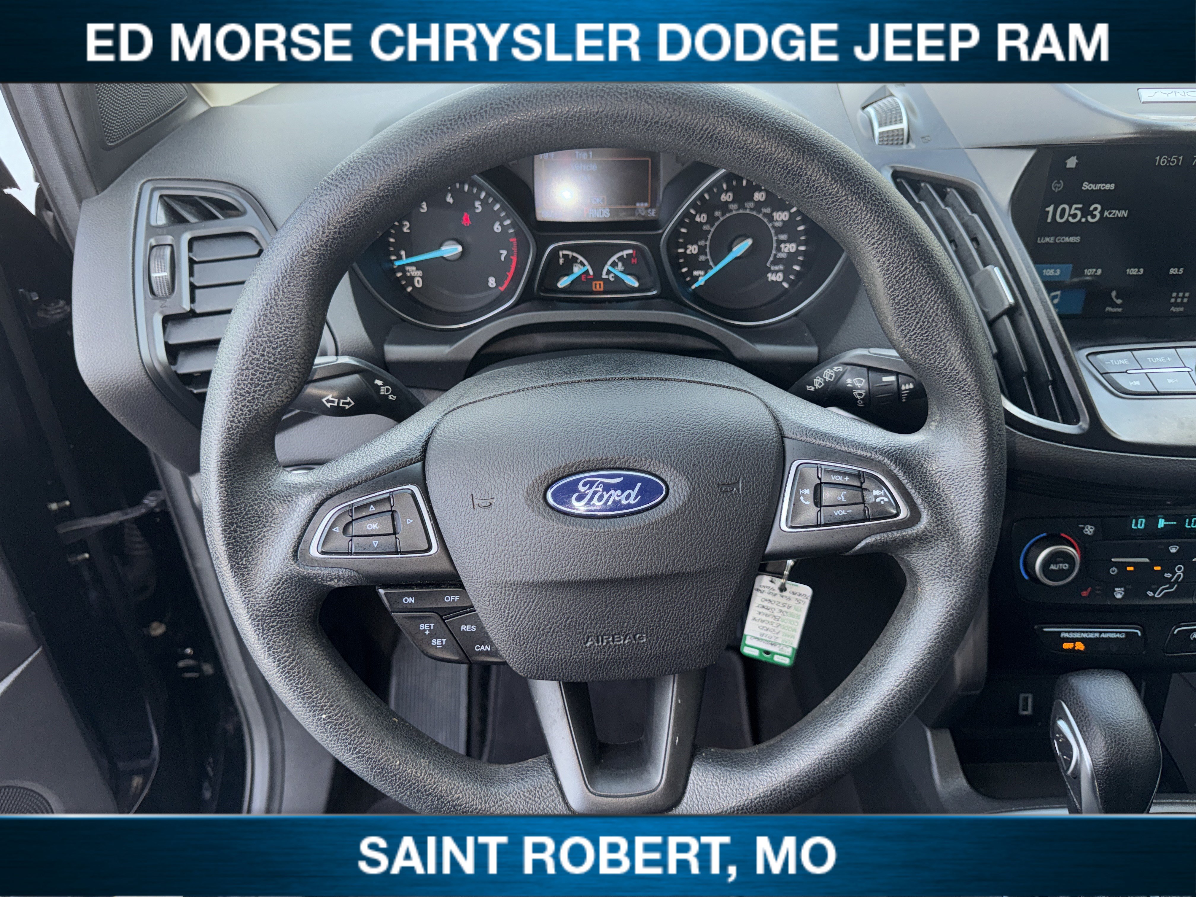 Used 2018 Ford Escape SE w/ SE Sync 3 Package AWD/4WD image 23