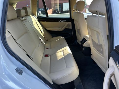 Used 2017 BMW X3 sDrive28i image 13