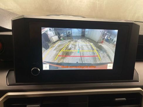 Used 2025 Toyota Tacoma TRD Off-Road w/ TRD Off Road Upgrade Package image 17