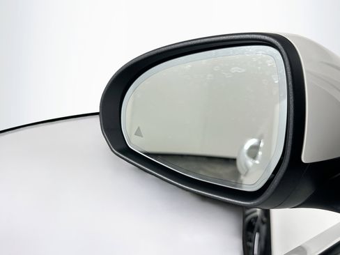 Used 2024 Mercedes-Benz C 300 Sedan image 16