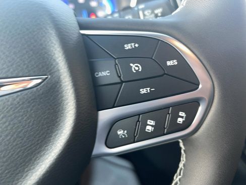 New 2026 Chrysler Voyager LX image 19