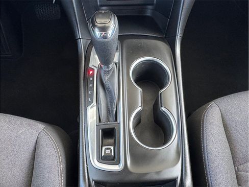 Used 2019 Chevrolet Equinox LT FWD image 11