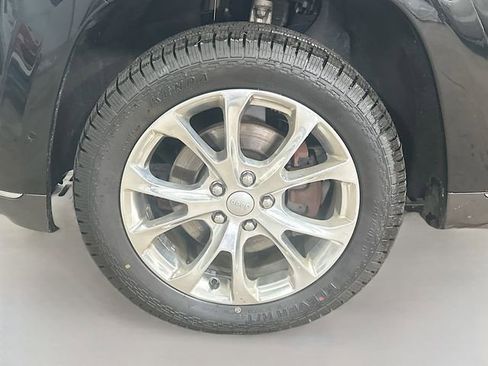 Used 2019 Jeep Grand Cherokee Summit image 34