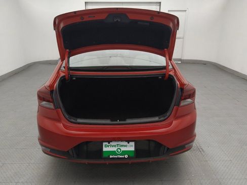 Used 2020 Hyundai Elantra SEL FWD image 29