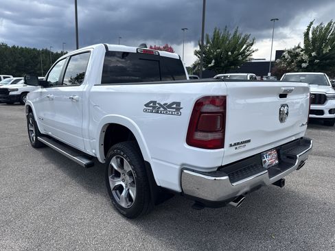 Used 2021 RAM 1500 Laramie AWD/4WD image 5