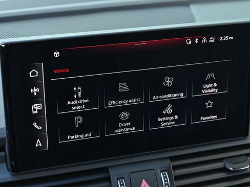 Used 2024 Audi Q5 2.0T Premium w/ Summer of Audi Package image 32