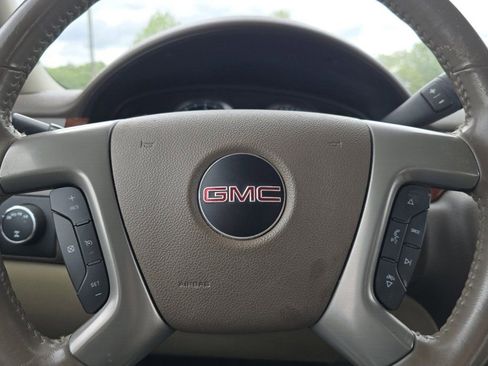 Used 2013 GMC Sierra 1500 SLT w/ Chrome Essentials Package AWD/4WD image 30