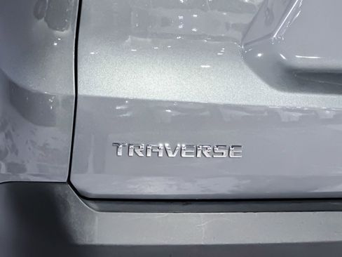 Used 2020 Chevrolet Traverse LS image 22