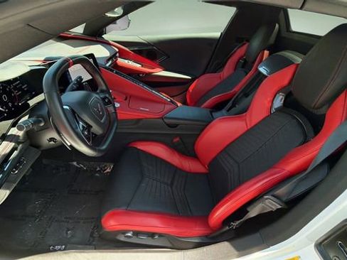 Used 2024 Chevrolet Corvette Stingray Preferred Conv w/ Stealth Interior Trim Package RWD image 17