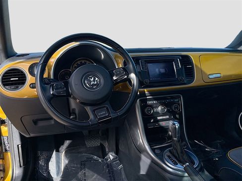 Used 2017 Volkswagen Beetle 1.8T Dune image 22