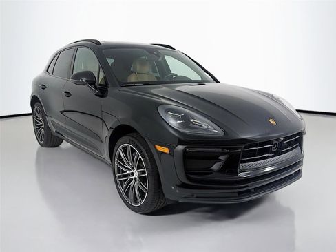 Used 2026 Porsche Macan Turbo AWD/4WD image 30