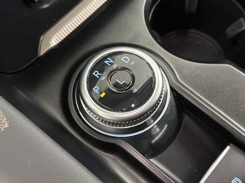 Used 2025 Ford Explorer Active image 32