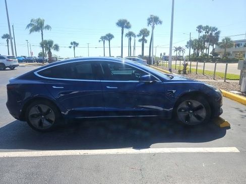 Used 2019 Tesla Model 3 Standard Range Plus RWD image 4