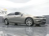 Used 2017 Chevrolet Malibu Premier w/ Premier Sun and Wheel Package image 2