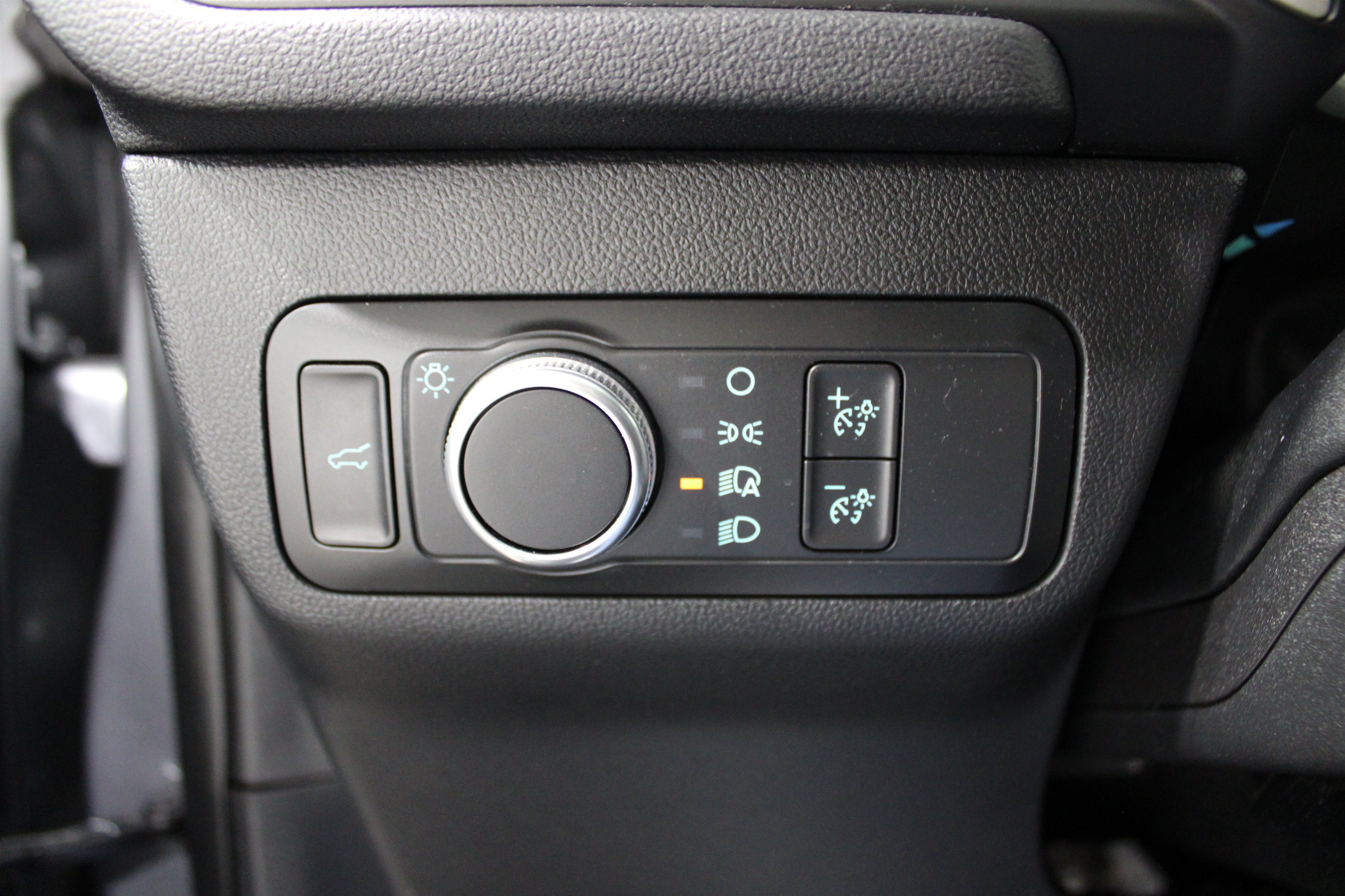 Used 2022 Ford Escape SE w/ Convenience Package AWD/4WD image 8