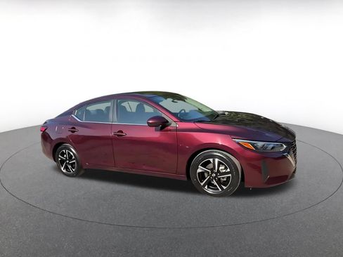 Used 2025 Nissan Sentra SV FWD image 2