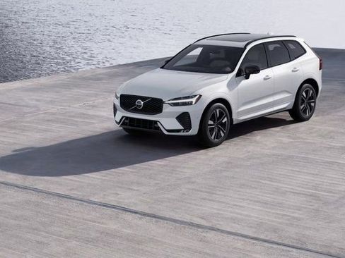 New 2026 Volvo XC60 B5 Plus w/ Protection Package Premier image 9