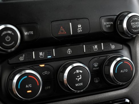 Used 2022 RAM 3500 Laramie w/ Night Edition AWD/4WD image 31