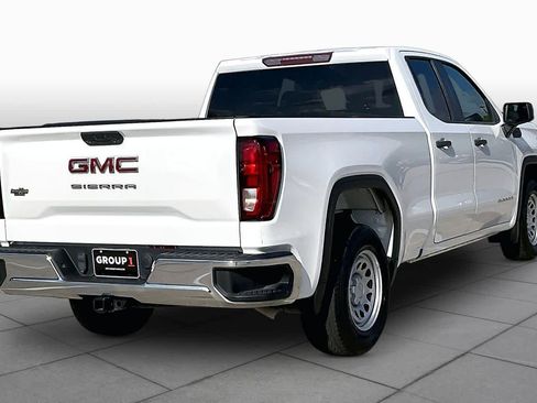 Certified 2022 GMC Sierra 1500 Pro w/ Convenience Package RWD image 12