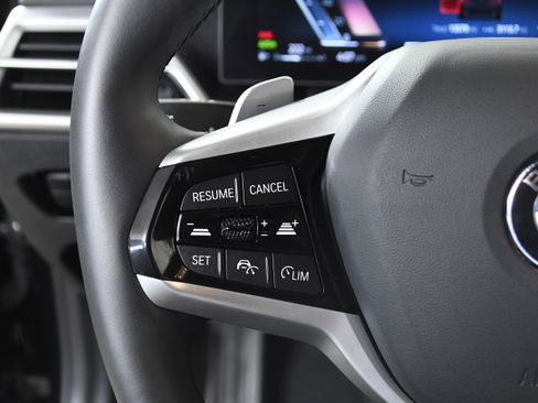 Used 2025 BMW 330i Sedan image 11