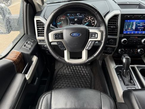 Used 2019 Ford F150 Lariat w/ Equipment Group 502A Luxury AWD/4WD image 16
