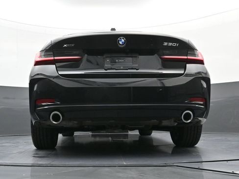 Used 2024 BMW 330i xDrive Sedan w/ Premium Package image 27