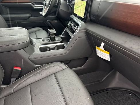 New 2026 GMC Sierra 1500 Denali w/ Denali Reserve Package image 17