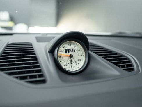 Used 2018 Porsche 911 GT3 image 29