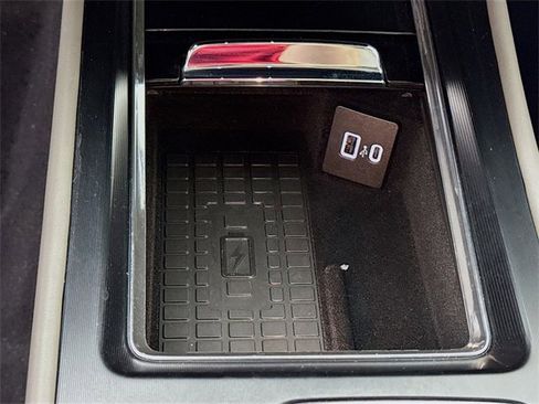 Used 2025 Lincoln Corsair Reserve w/ Equipment Group 202A image 36