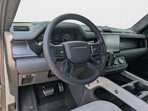 New 2025 Land Rover Defender 110 V8 image 3