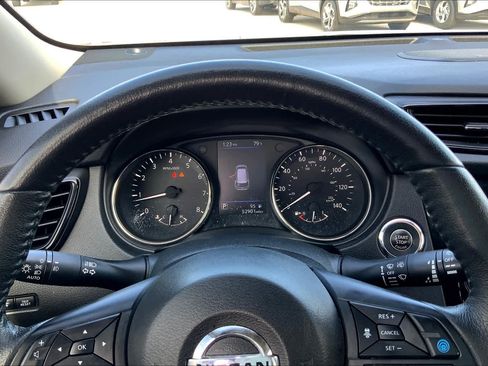 Used 2020 Nissan Rogue SL FWD image 26