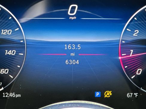 Certified 2025 Mercedes-Benz GLC 300 image 25