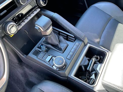 Certified 2025 Toyota 4Runner Limited image 17