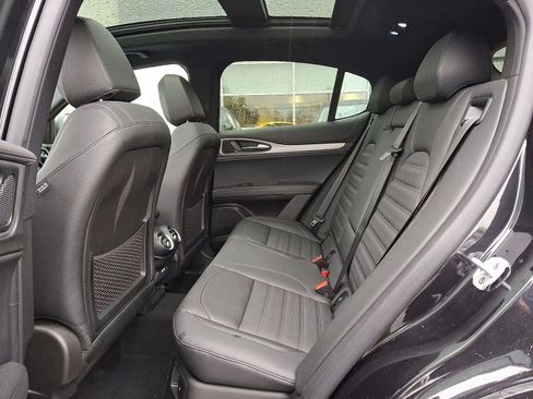 New 2025 Alfa Romeo Stelvio Sprint image 6