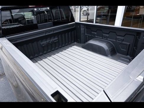New 2026 GMC Sierra 1500 Denali w/ Denali Reserve Package AWD/4WD image 23