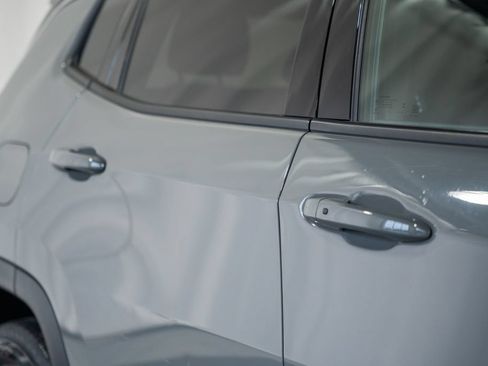 Certified 2023 Jeep Compass Latitude AWD/4WD image 17