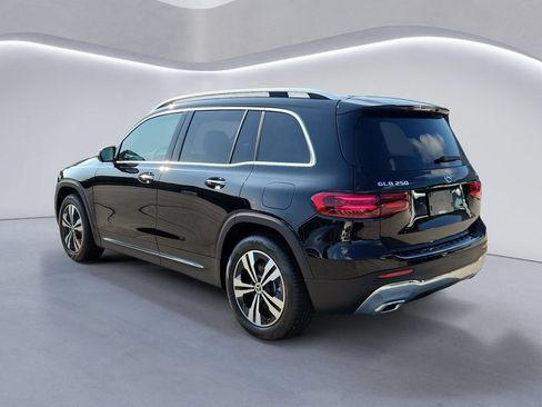 New 2026 Mercedes-Benz GLB 250 4MATIC image 5