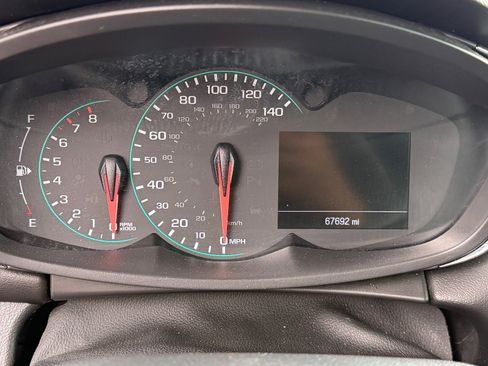 Used 2021 Chevrolet Trax LT AWD/4WD image 7