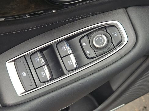 Used 2025 Subaru Outback Touring XT image 19