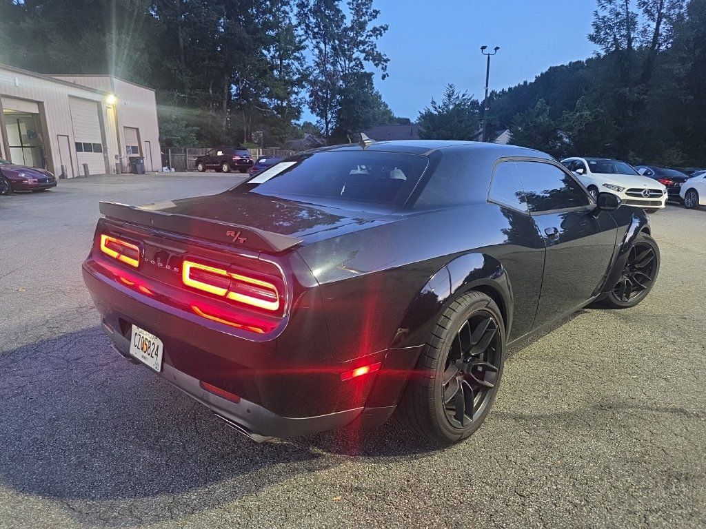 Used 2016 Dodge Challenger R/T Plus RWD image 2