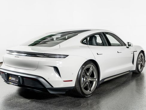 Used 2025 Porsche Taycan Turbo w/ Premium Package image 28